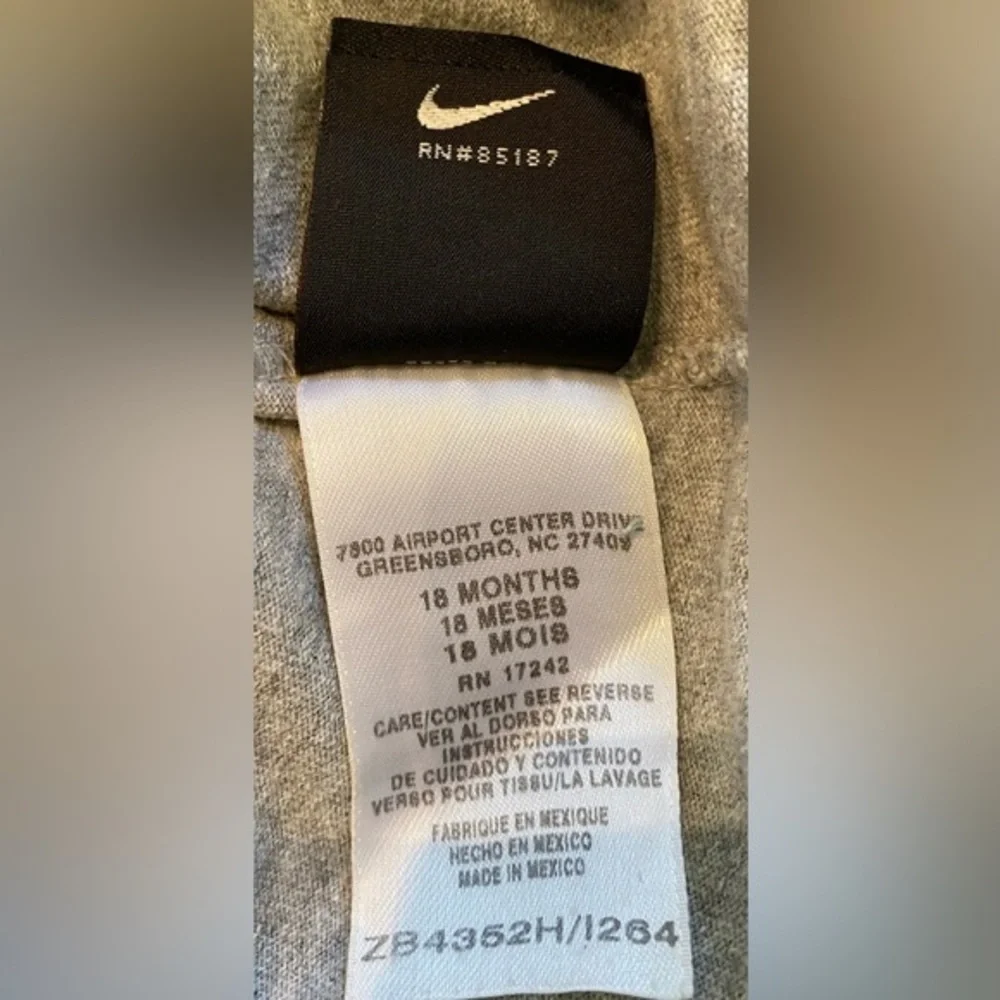 Nike vintage boy’s